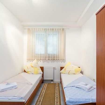 Apartments Victoria Zadar Bagian luar foto