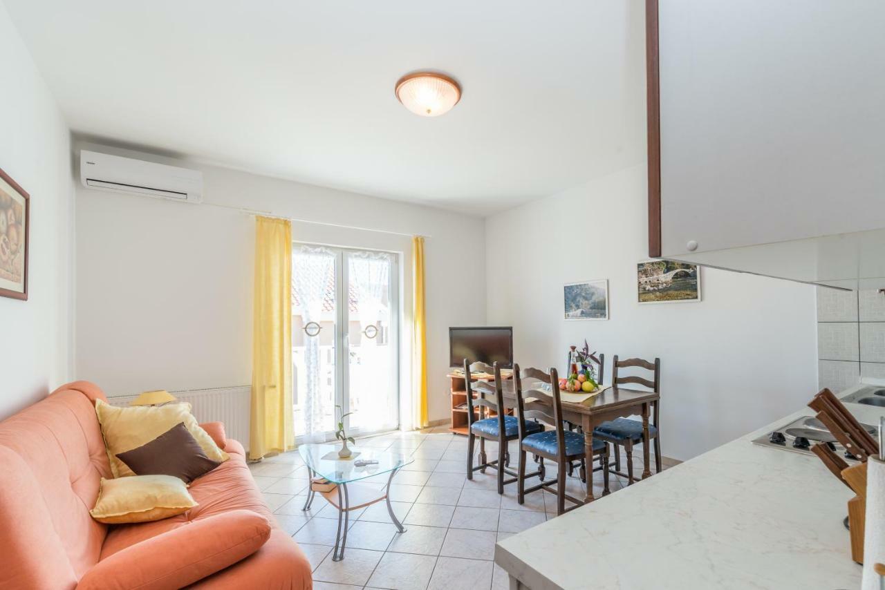Apartments Victoria Zadar Bagian luar foto