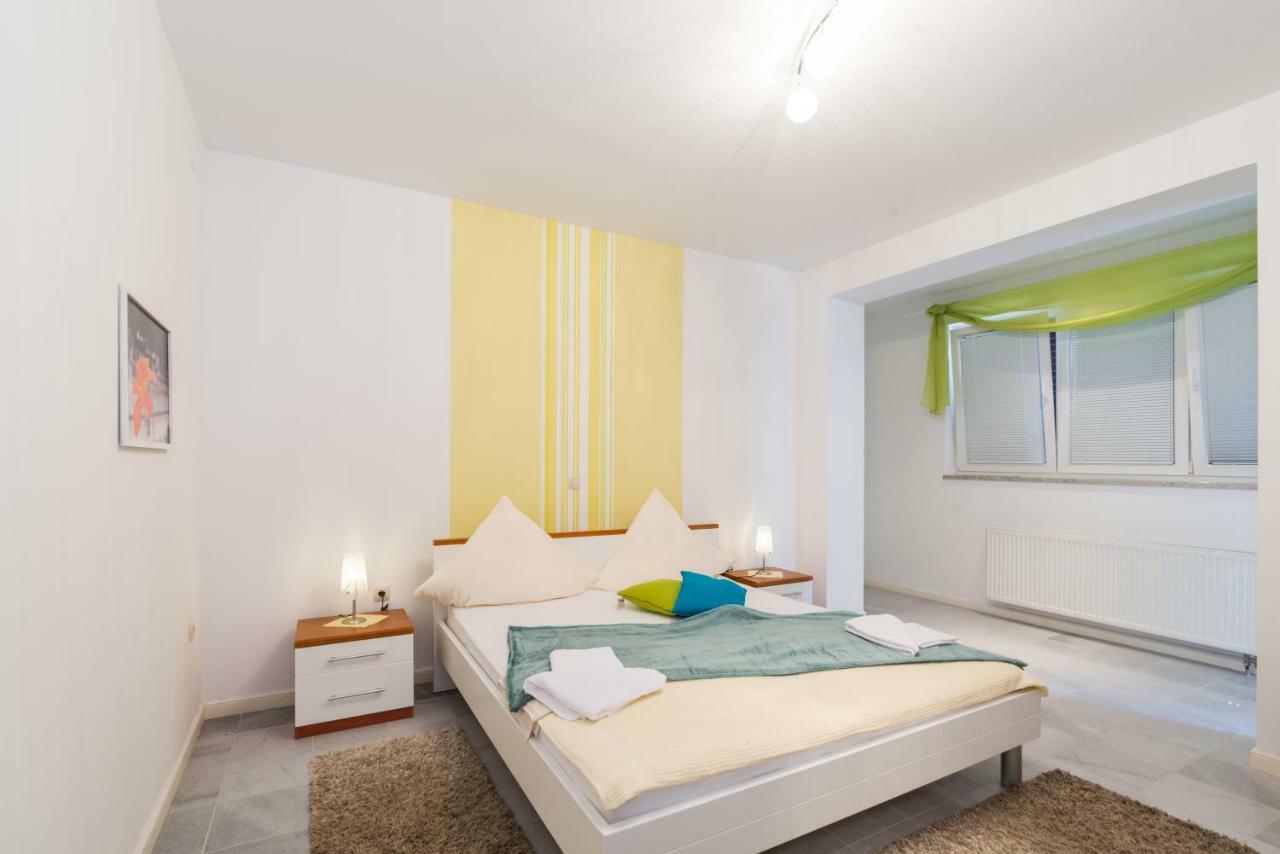 Apartments Victoria Zadar Bagian luar foto